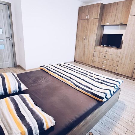 Apartament Dem Radulescu 3 Camere! Ramnicu Valcea Ngoại thất bức ảnh