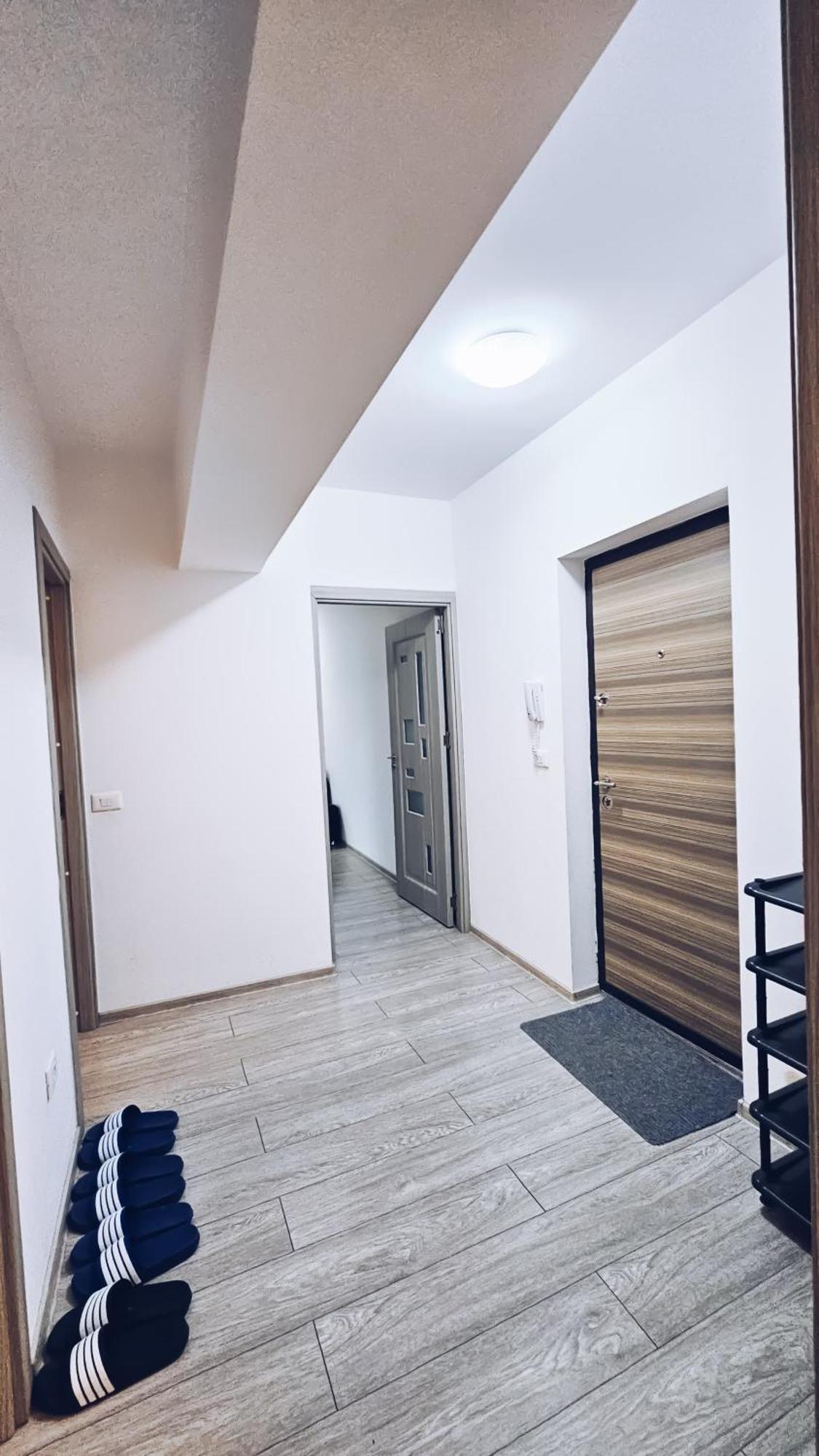 Apartament Dem Radulescu 3 Camere! Ramnicu Valcea Ngoại thất bức ảnh
