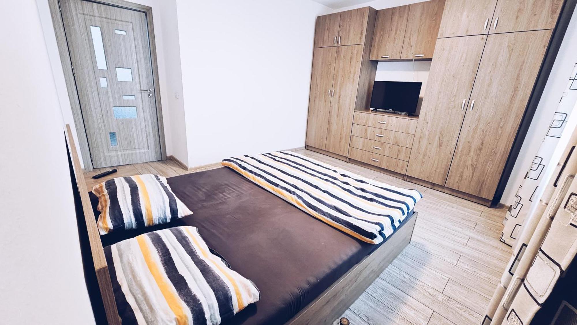 Apartament Dem Radulescu 3 Camere! Ramnicu Valcea Ngoại thất bức ảnh
